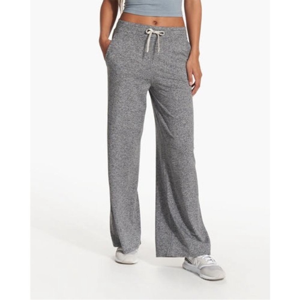 Vuori halo essential wideleg in gray small